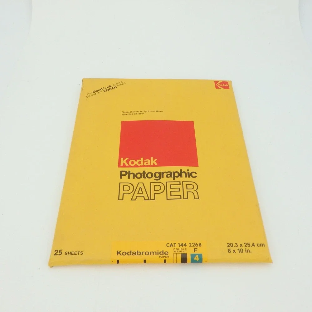 Kodak Kodabromide Photographic Paper 8x10 F4 Double Weight 25 Sheets 144 2268